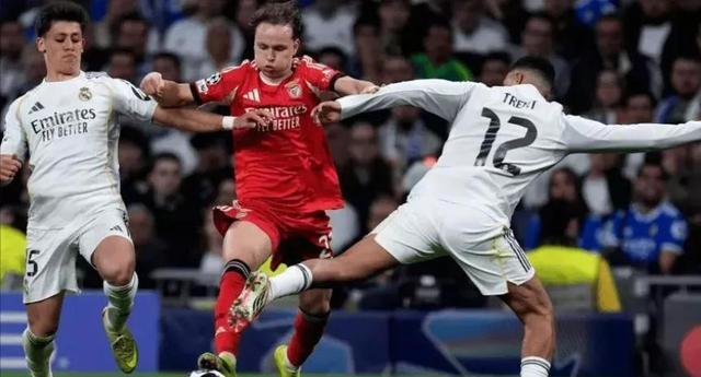 爱游戏-包含赛后塞维利亚单刀错失赛后本菲卡临场应变之后，风云突变法兰克福转会期豪取连胜的词条-爱游戏